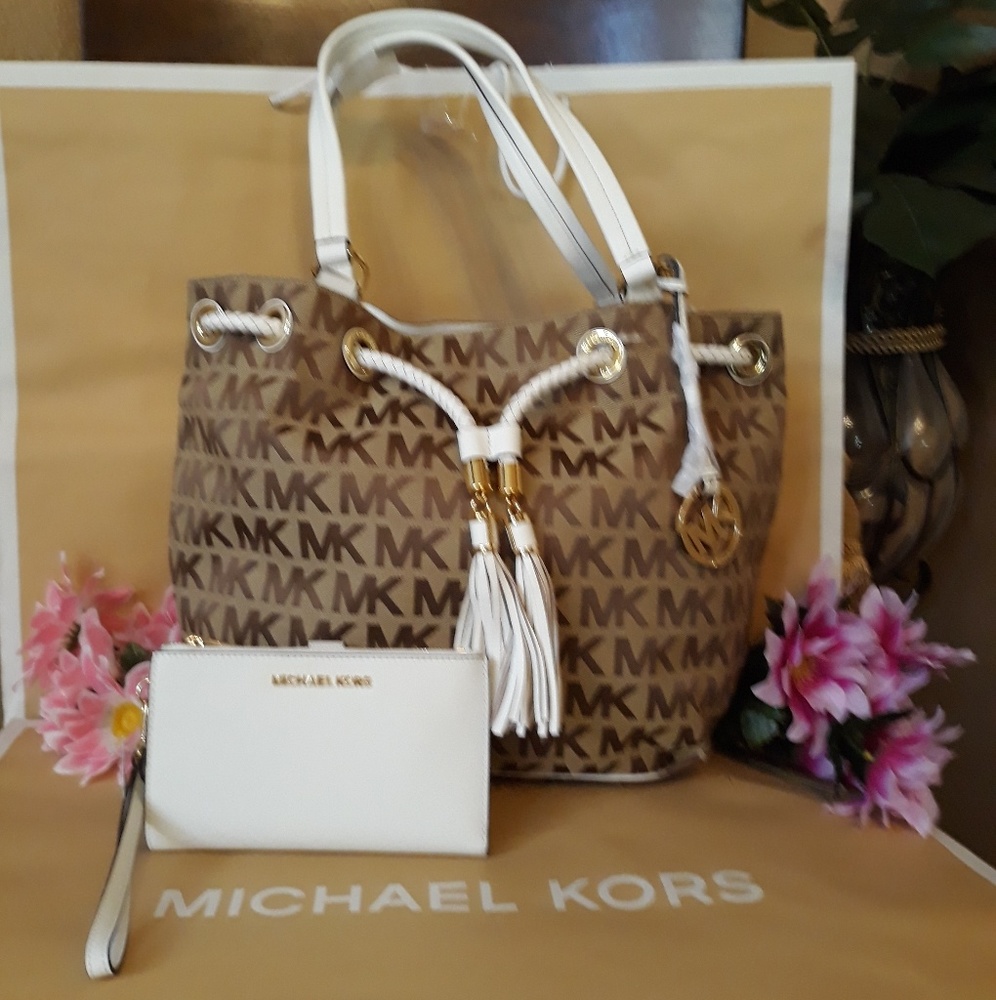 Michael kors gathered purse bag w/ wristlet set